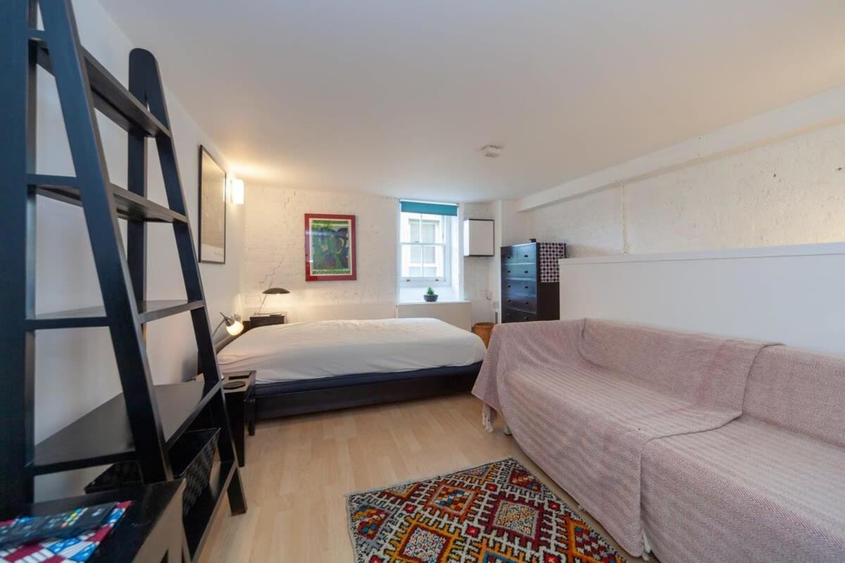 Charming 1 Bedroom Apartment In Old School House Londýn Exteriér fotografie