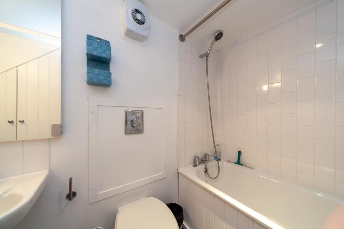 Charming 1 Bedroom Apartment In Old School House Londýn Exteriér fotografie