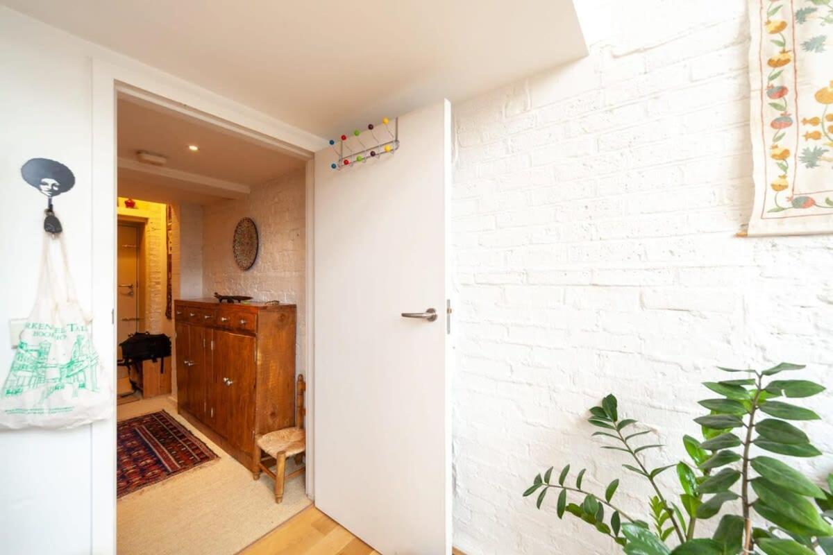 Charming 1 Bedroom Apartment In Old School House Londýn Exteriér fotografie
